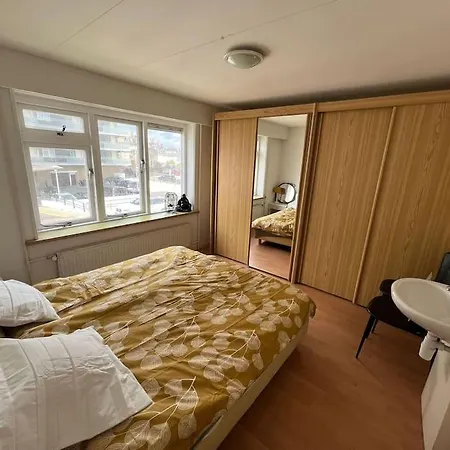 Ruime Vakantiewoning Aan De Kust 48, Op 50m Strand! * Эгмонд-ан-Зее