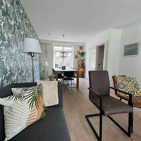 بيت للعطل Ruime Vakantiewoning Aan De Kust 48, Op 50m Strand!