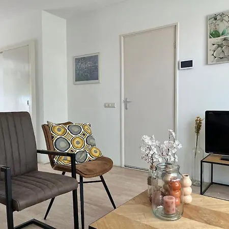Ruime Vakantiewoning Aan De Kust 48, Op 50m Strand! بيت للعطل *
