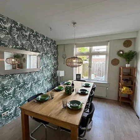 Ruime Vakantiewoning Aan De Kust 48, Op 50m Strand! *